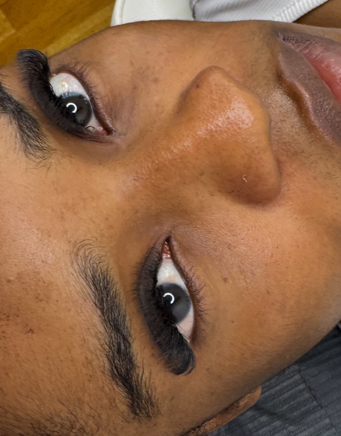 Volume blakstienų priauginimas